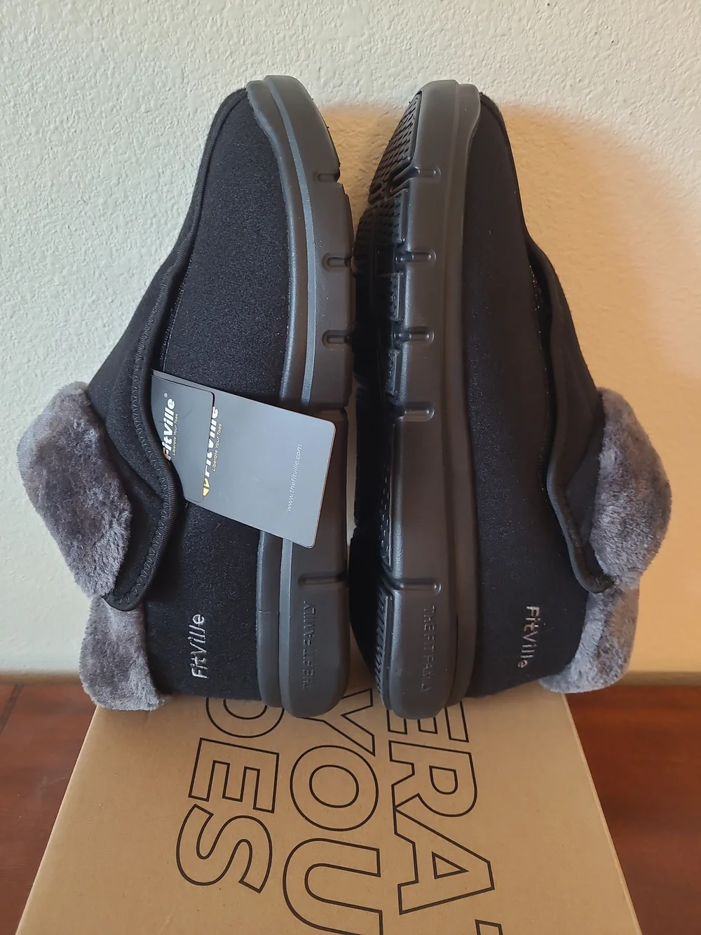 NWB FitVille Men’s Easytop Diabetic Black Cozy Slip-On Winter Boots